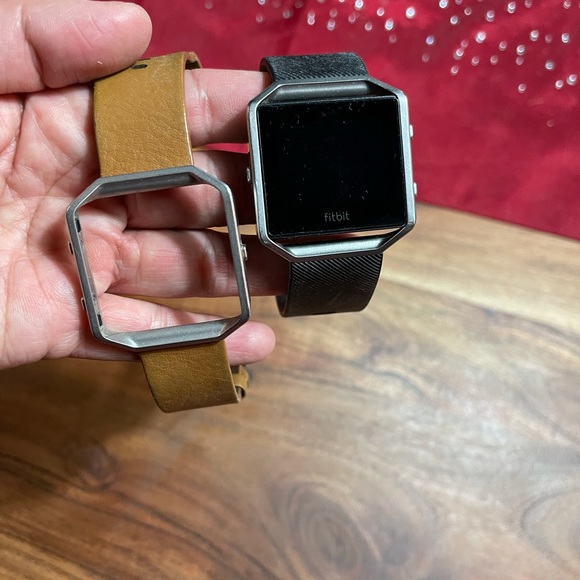 Fitbit - Picture 3 of 3